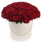 Троянди в коробці