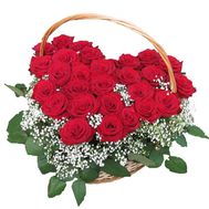 27 червоних троянд