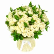 45 білих троянд