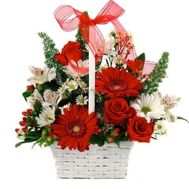 Кошик гербер і троянд