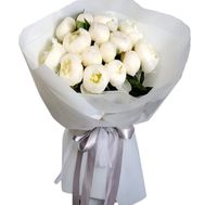 15 білих півоній