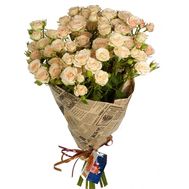 Букет із 13 кущових троянд