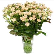 Букет із 25 кущових троянд