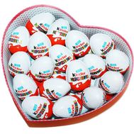 Коробка шоколадних яєць Kinder Surprise