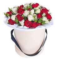 Коробка з квітами