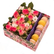 Квіти і тістечка