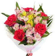 Ніжні альстромерії з трояндами