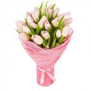 Ніжний букет тюльпанів