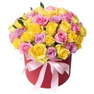 Квіти троянди в коробці