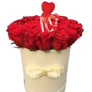 25 імпортних троянд у коробці