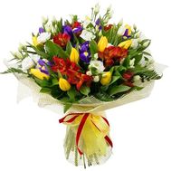 Весняний букет із ірисами