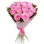 15 рожевих троянд