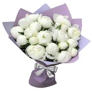 19 білих півоній