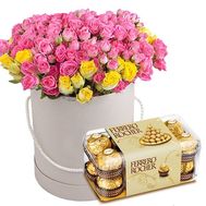 51 кущова троянда в коробці