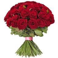 81 червона троянда