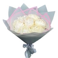 9 білих півоній