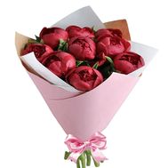 9 бордових півоній