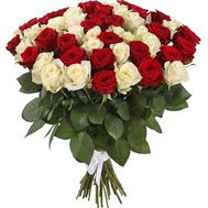 Букет червоних і білих троянд на 60-річчя