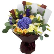 Букет з гортензії, троянд та еустом