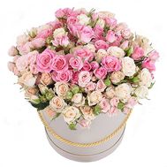 Коробка кущових троянд