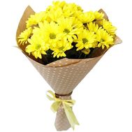 Маленький букет жовтих хризантем