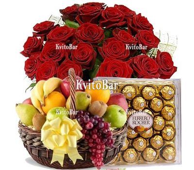 25 троянд, фрукти і цукерки Ferrero Rocher