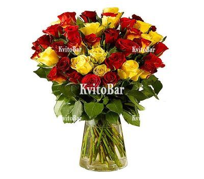 35 високих імпортних троянд