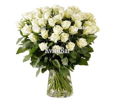 45 імпортних білих троянд із великим бутоном