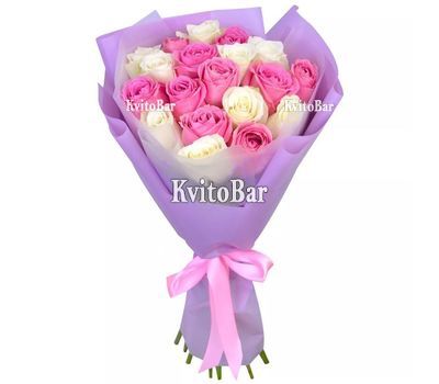 Ніжний букет з 19 троянд