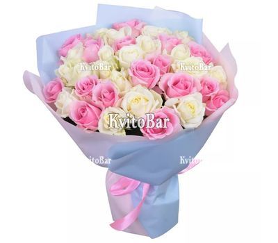 Bouquet of 31 multi-colored roses