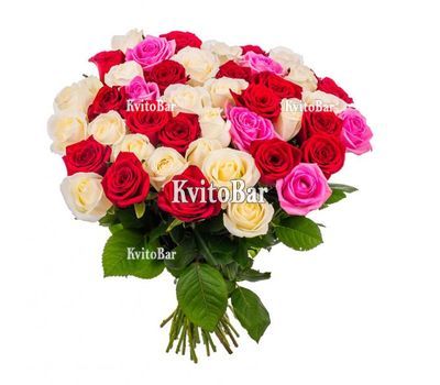 Букет із 35 різнокольорових троянд