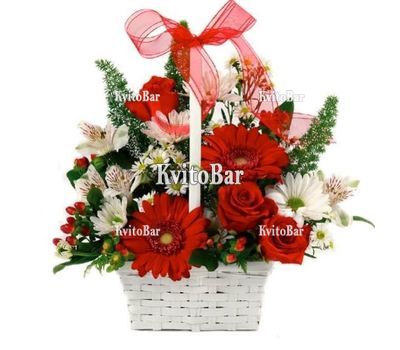 Кошик гербер і троянд