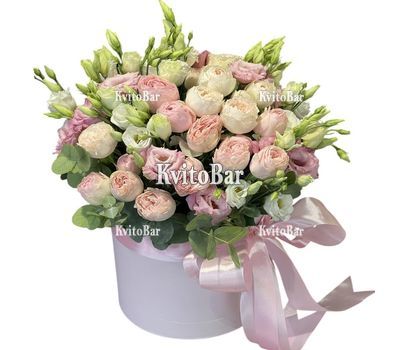 Шикарный букет в коробке