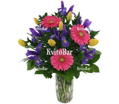 Весняний букет квітів