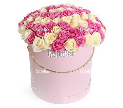 101 біла і рожева троянда в коробці