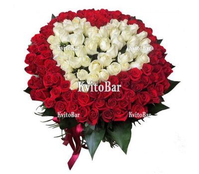 Букет з 101 троянди у вигляді серця