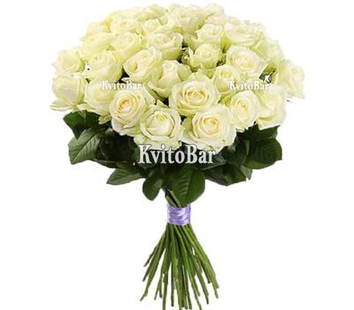 25 білих троянд в букеті
