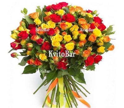 Букет із 45 кущових троянд