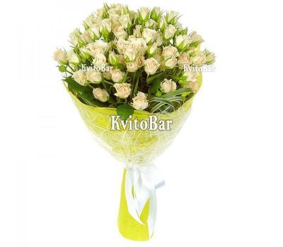 Букет із 9 кущових троянд