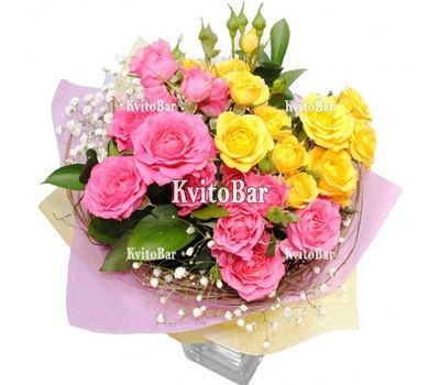 Букет із кущових троянд