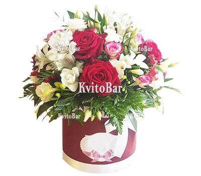 Flowers in a hat box