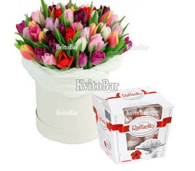 45 різнокольорових тюльпанів у коробці