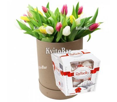 Букет із 15 тюльпанів у коробці