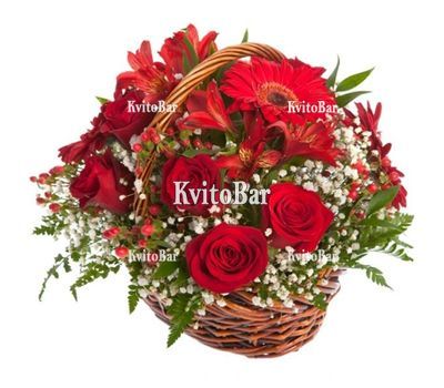 Кошик з троянд