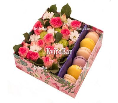 Квіти і тістечка