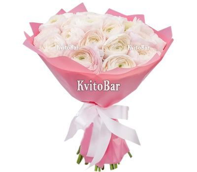 Букет білих ранункулюсів