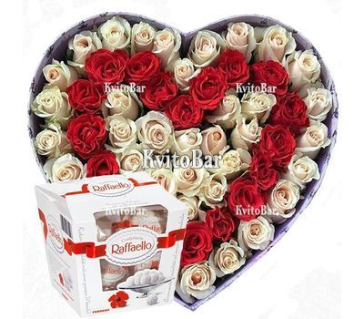 Серце з 55 білих та червоних троянд у коробці