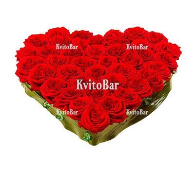 Серце з 55 троянд