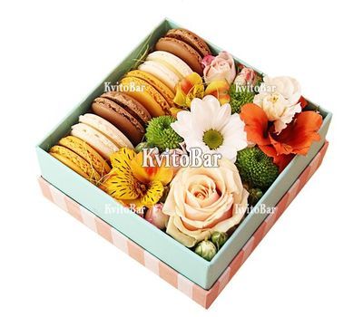 Солодкий подарунок з квітами