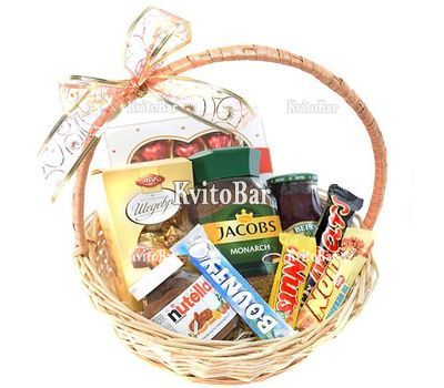 Кошик солодощів і кави Jacobs